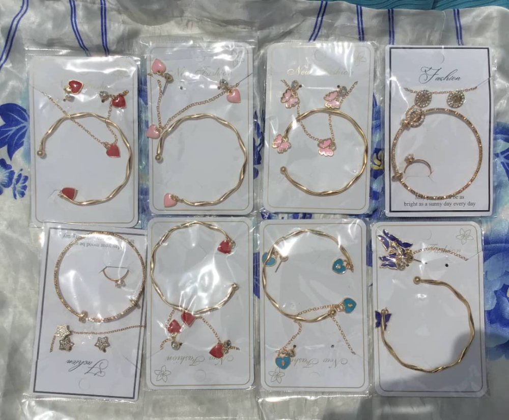 Boucles d'oreilles 